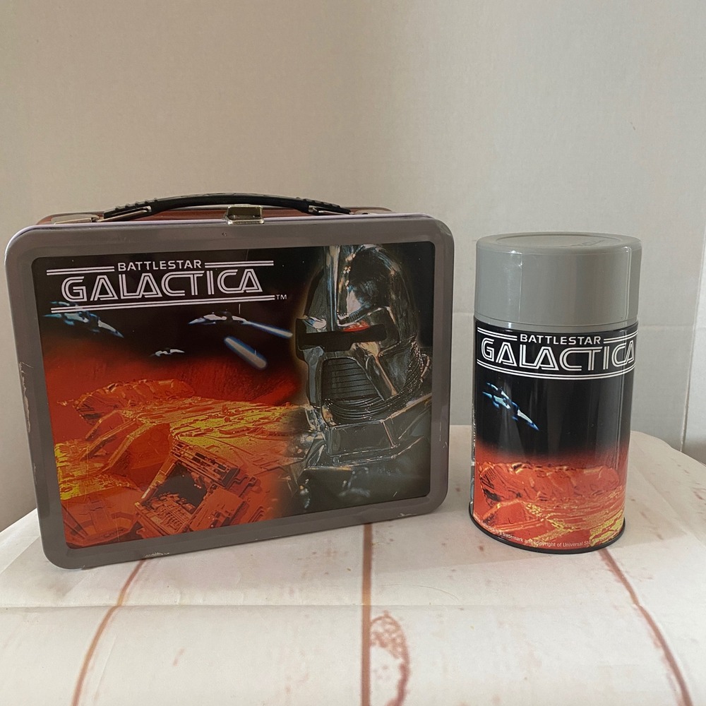NECA Battlestar Galactica Limited Edition Metal Lunch Box & Thermos